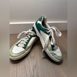 P448 Low-Top Sneakers in Green and White
